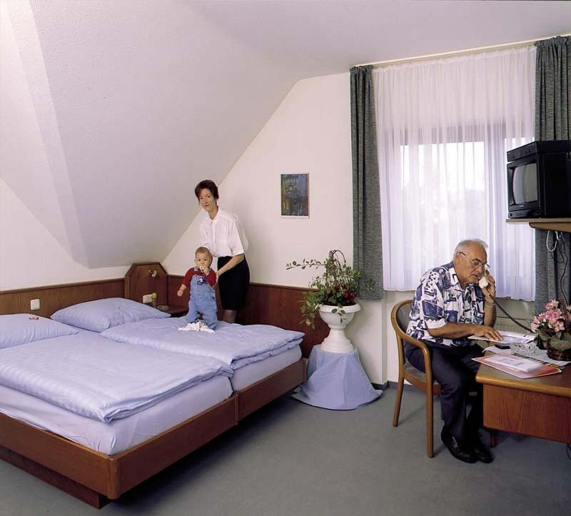 Hotel Ockenheim Exterior photo
